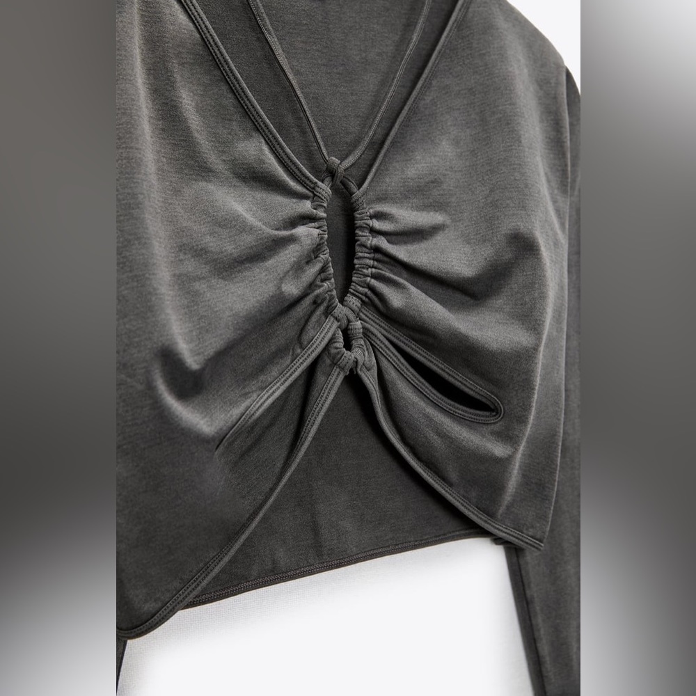 ZARA SEAMLESS RUCHED TOP - Picture 10 of 10